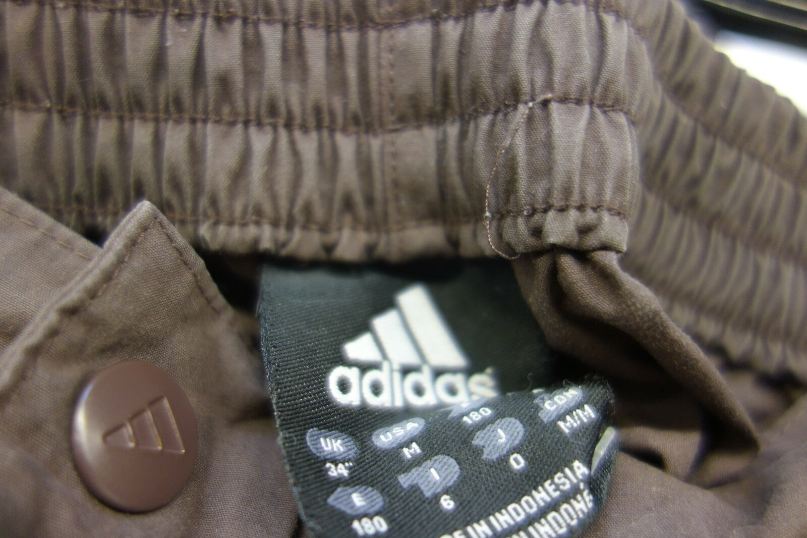 EK1101 Herren Hose von adidas, braun, Gr. M4