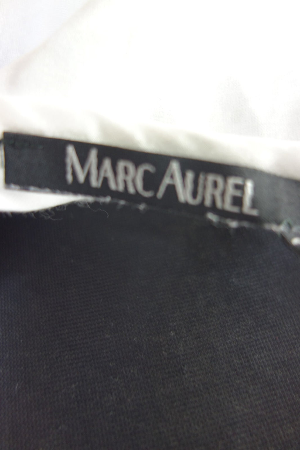 EK4014 Weißes Top von Marc Aurel, Gr. 385