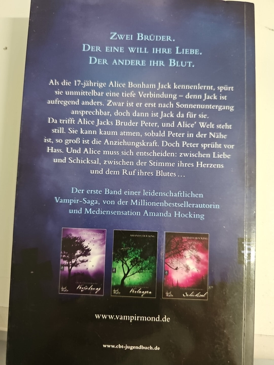 EB 554 Unter dem Vampirmond  Versuchung von Amanda Hocking 2011, Taschenbuch1