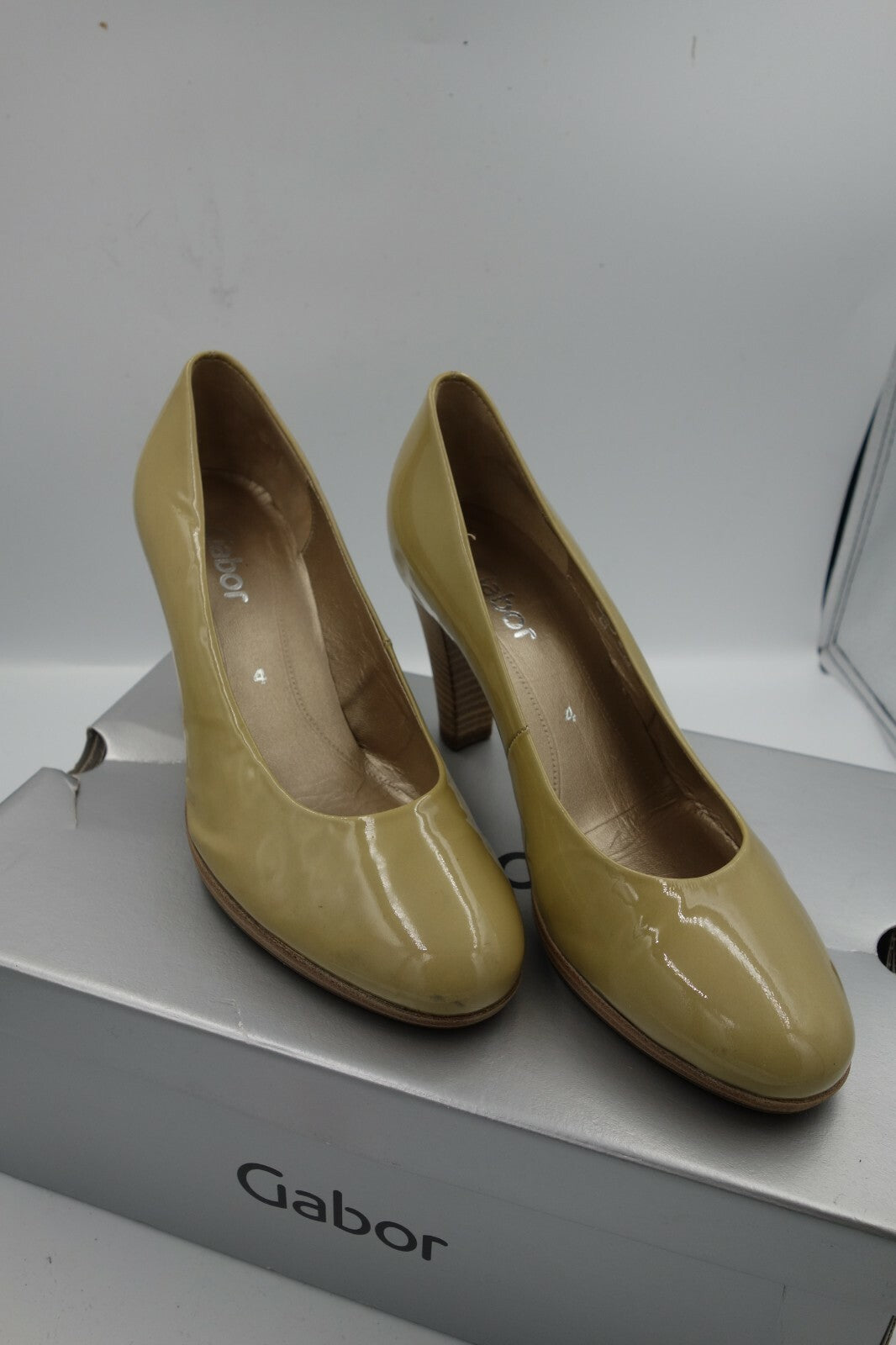 ES0213 Damen Pumps von Gabor, UK40