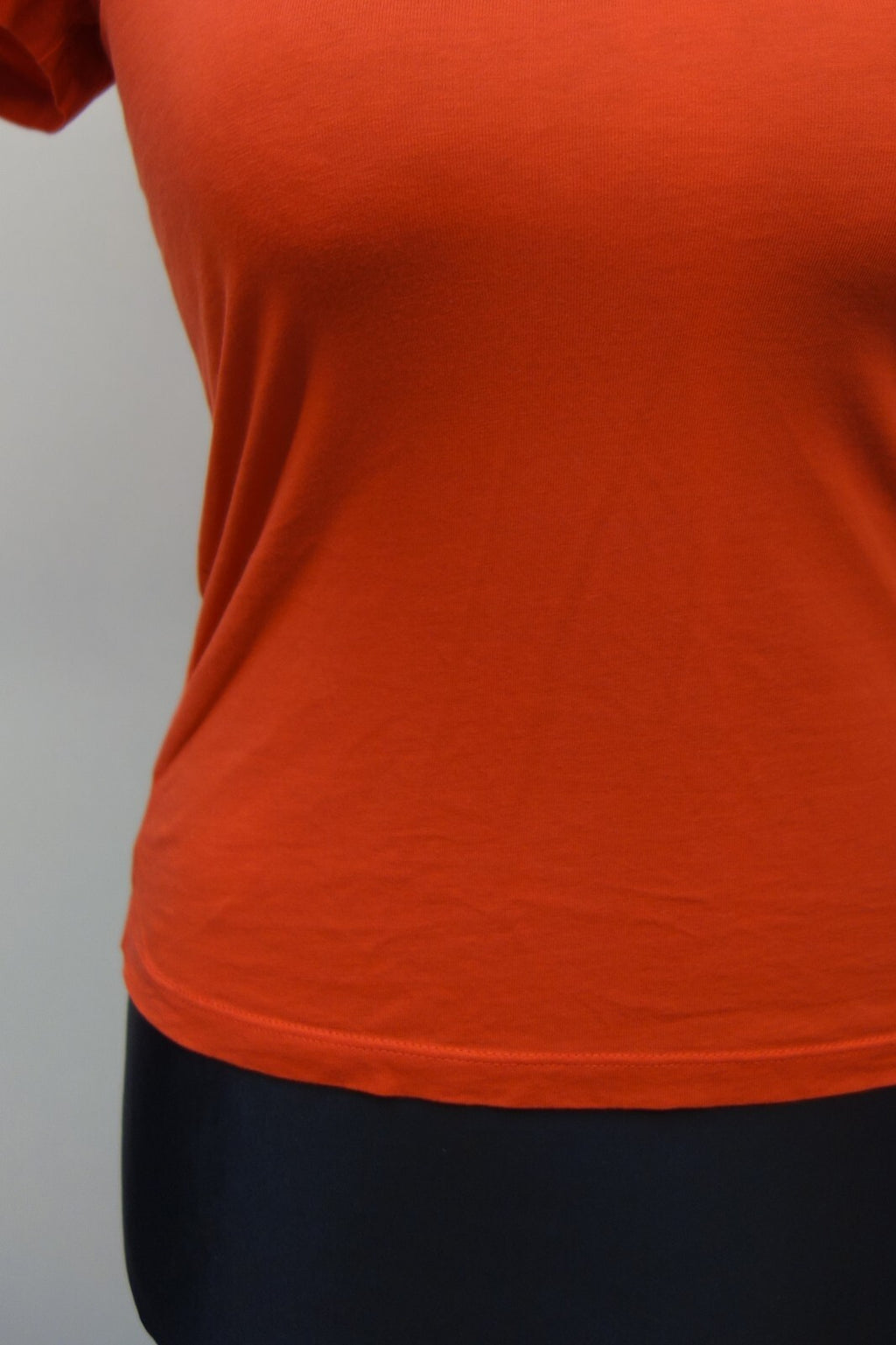 EK2563 Damen T-Shirt von Tommy Hilfiger, orange, Gr. XS1