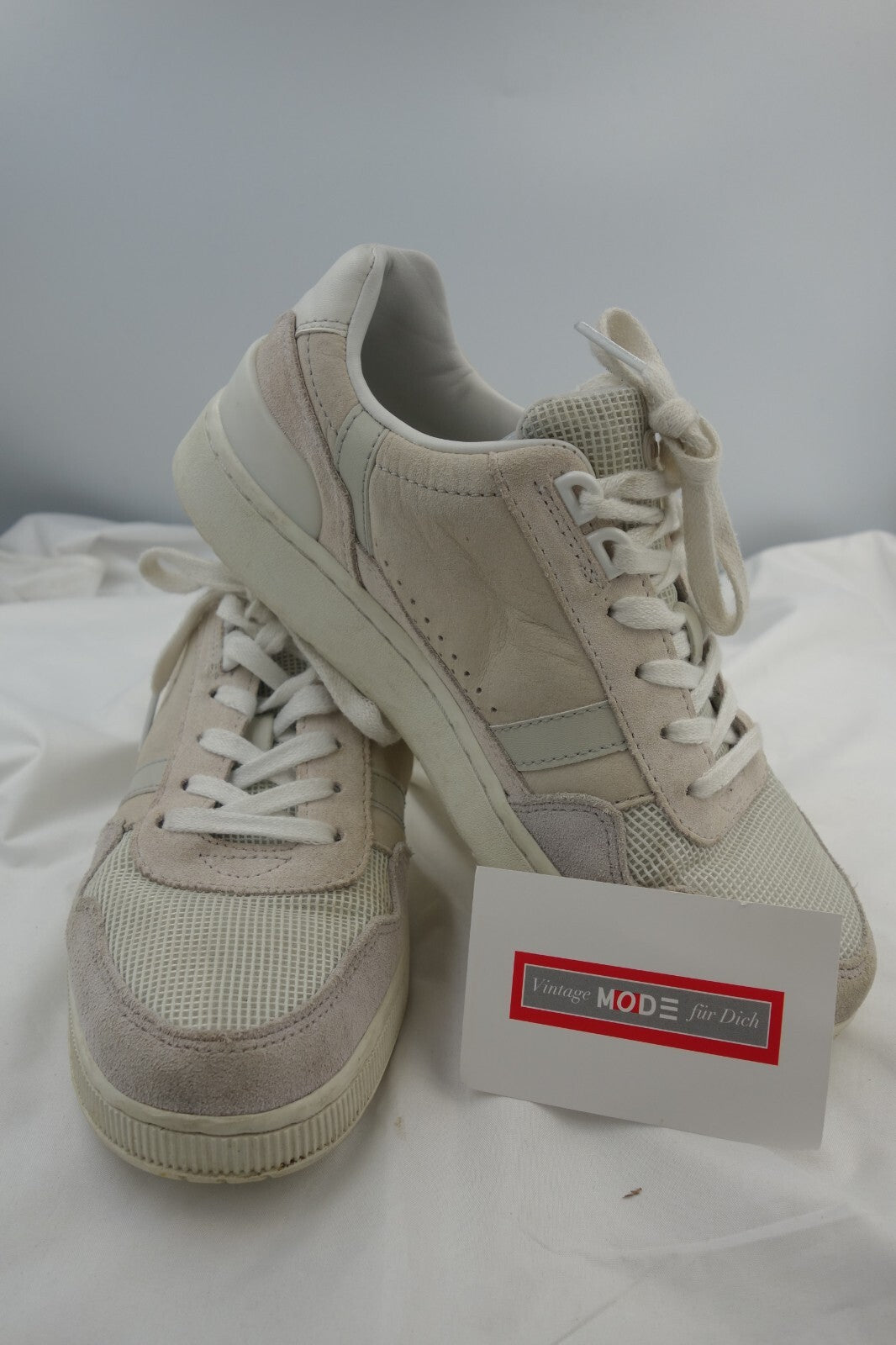 ES0203 Damen Schuh von Lacoste, Gr. 370