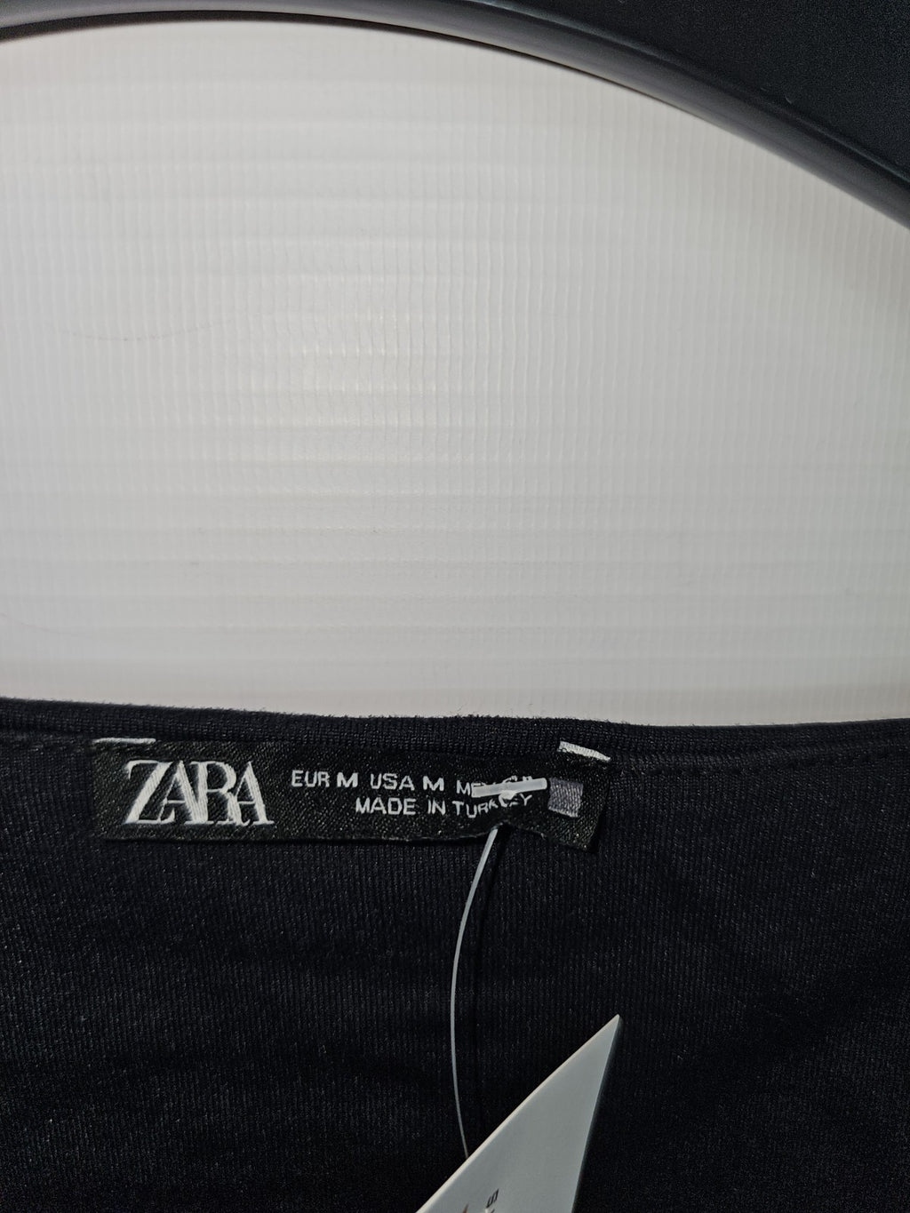 EK8201 Damen Top von Zara, Schwarz, Gr. M2