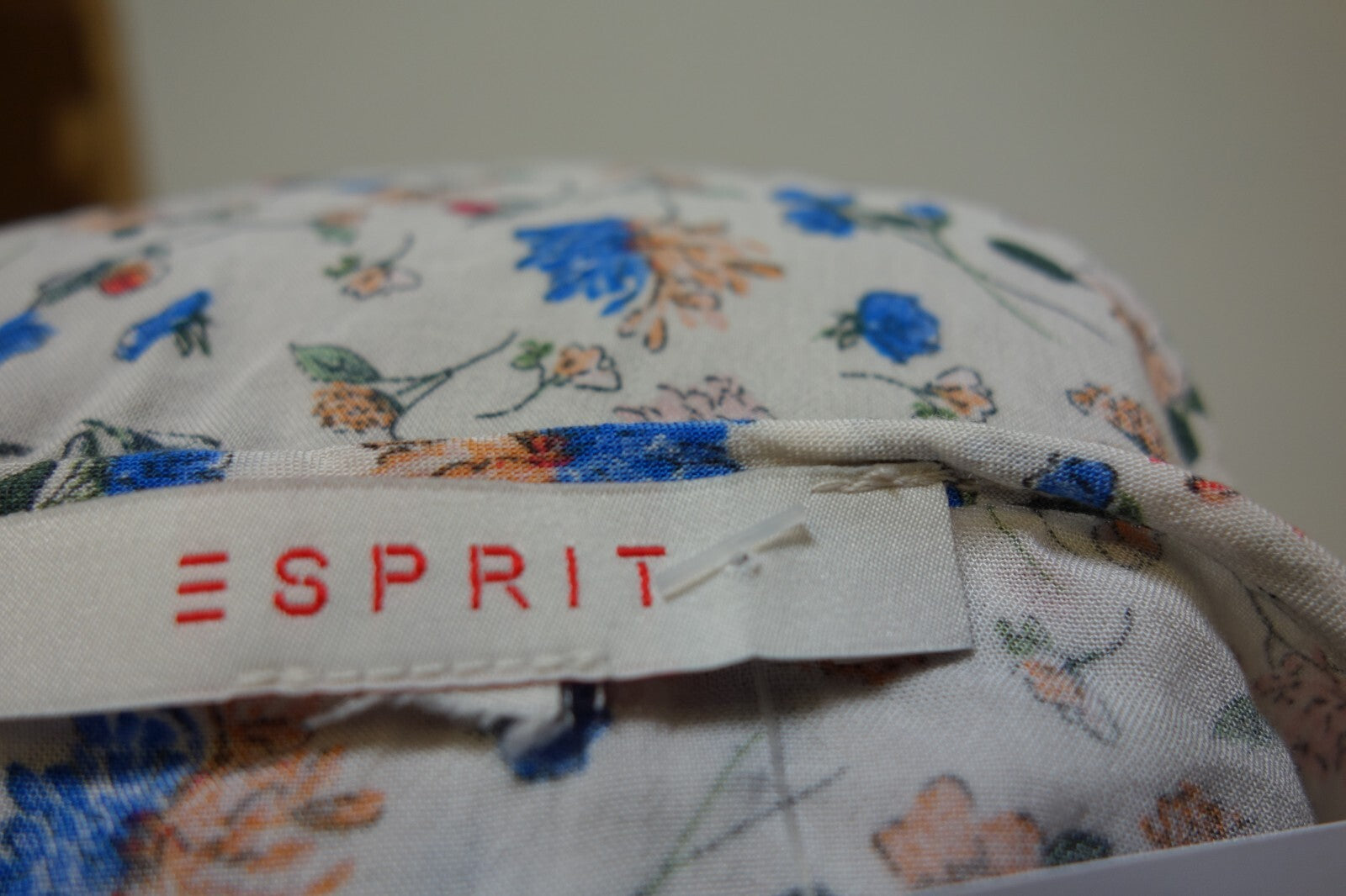 EK1851 Damen Bluse von Esprit, geblümt, Gr. 385