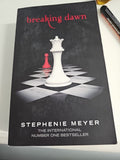 EB 594 Twilight Saga Book 4 - Breaking Dawn - Stephenie Meyer - Englisch0