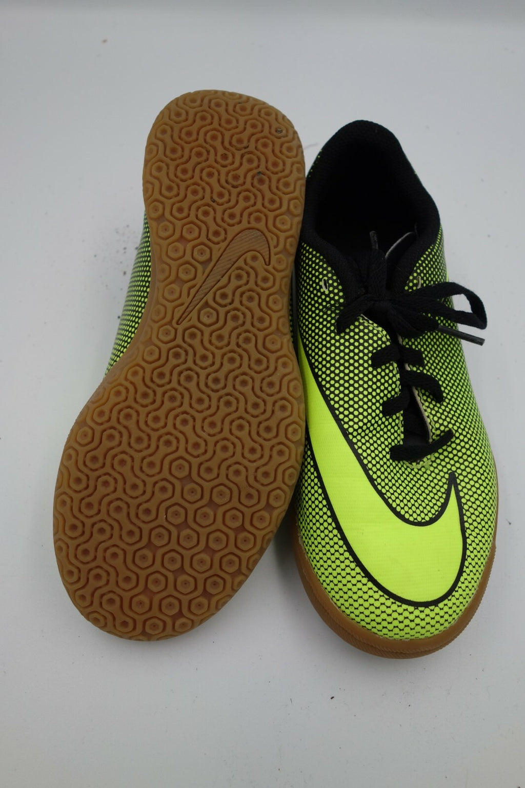 ES0142 Sneaker von Nike, schwarz-grün, 355