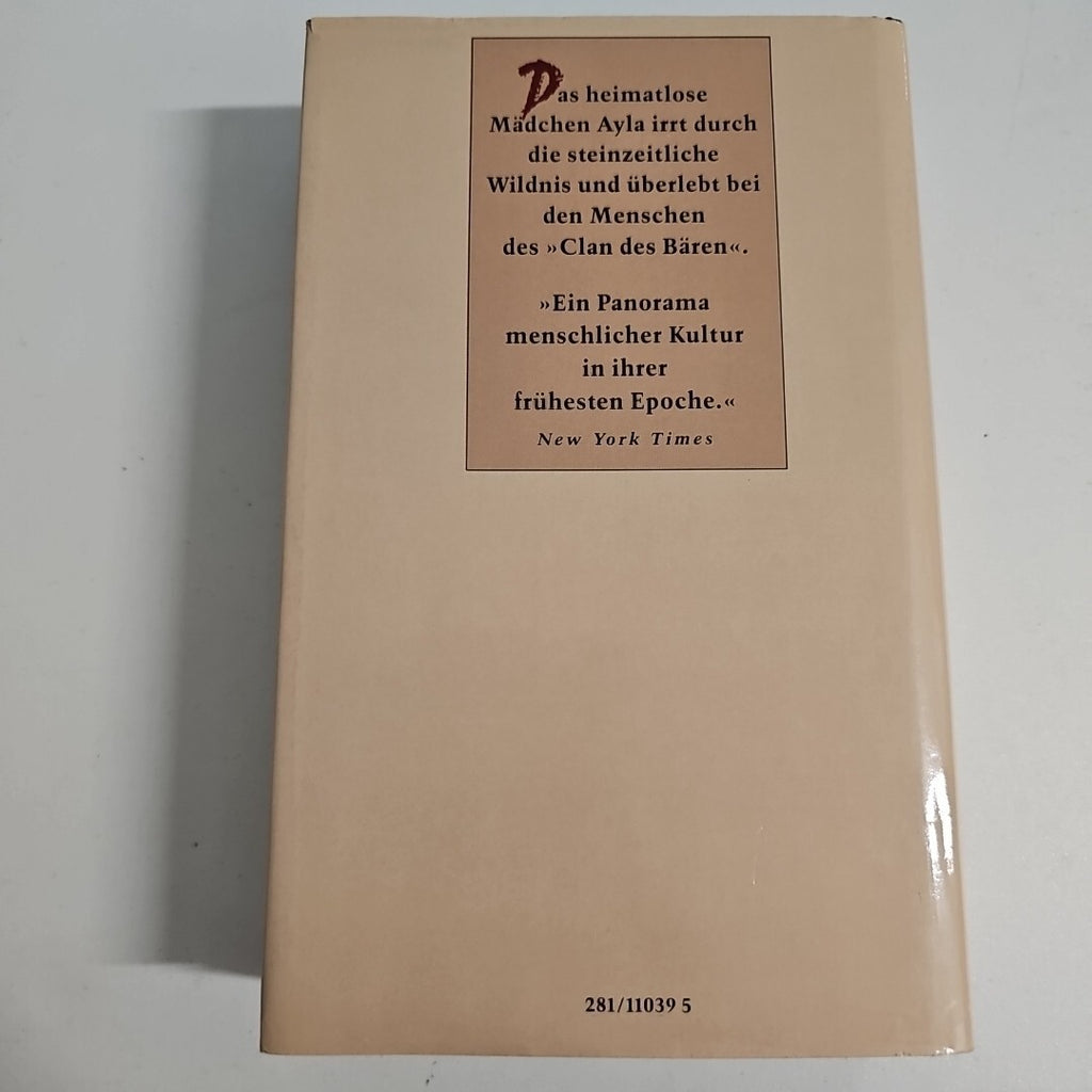 EB2260 Ayla und der Clan des Bären. von  Jean M. Auel 1