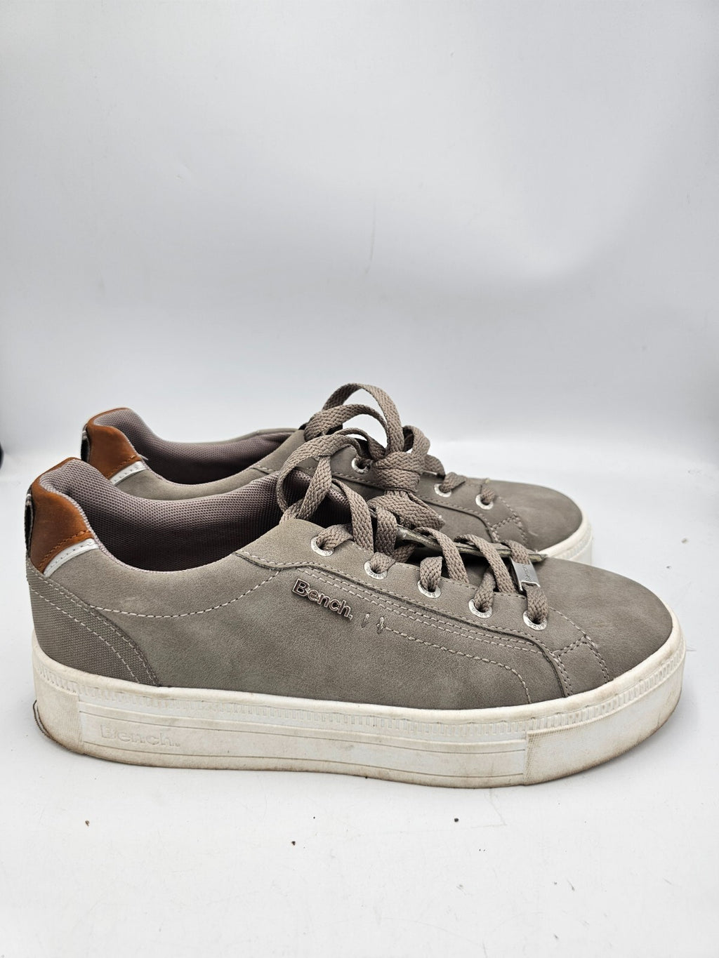 ES0064 Unisex Sneaker von Bench, grau, Gr. 407