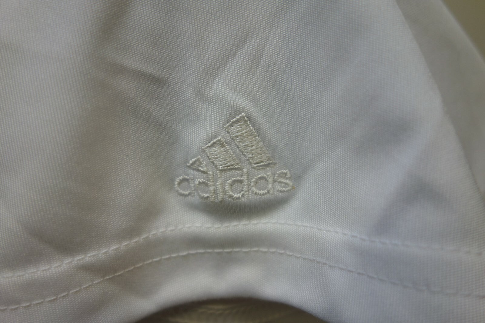 EK1659 Fußballtrikot von Adidas, Gr. 42, rot2