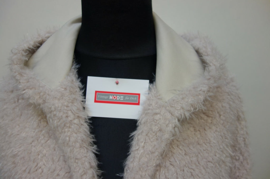 EK1220 Damen Kurze Felljacke von Pull&Bear, offen, Gr. S1