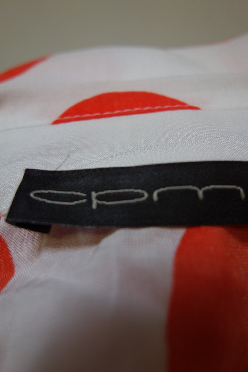 EK3814 Damen Bluse vom cpm, weiß mit roten Punkten, Gr. 444