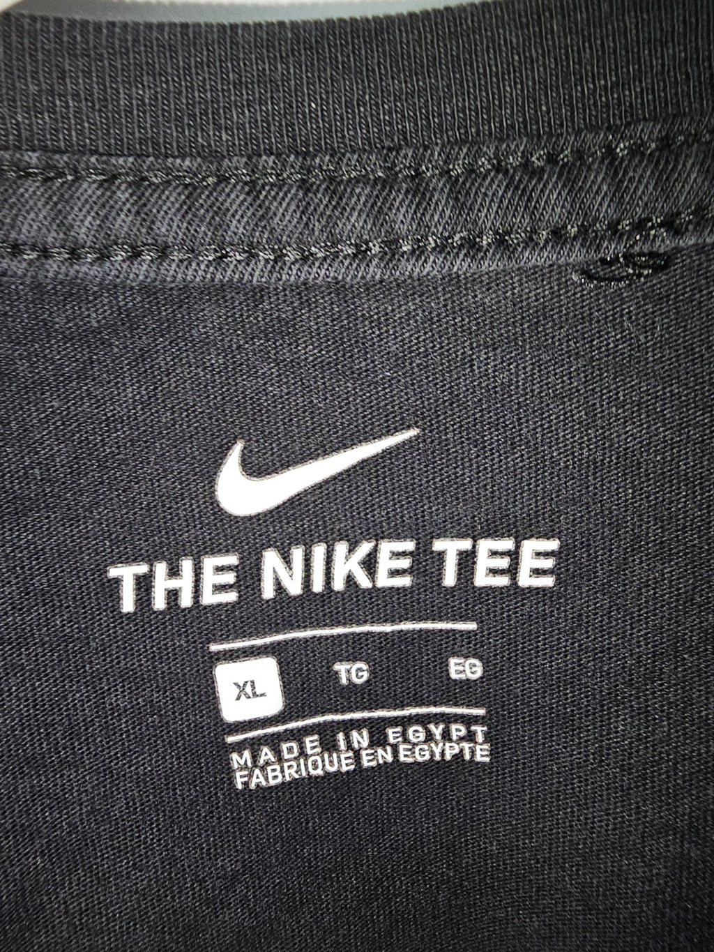 EK10268 Damen T-Shirt von Nike, schwarz, Gr.XL2