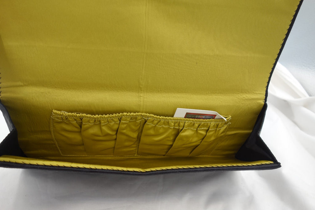 ES0178 Clutch, schwarz mit Aufschrift4