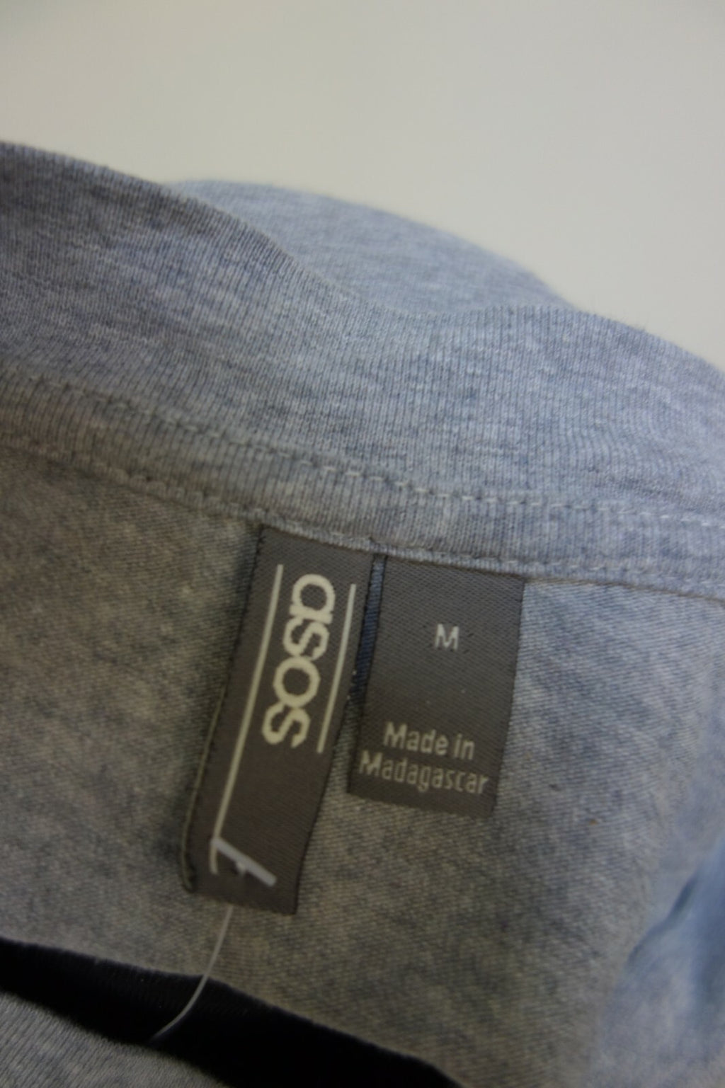 EK0649 Damen T-Shirt von Asos, grau, M4