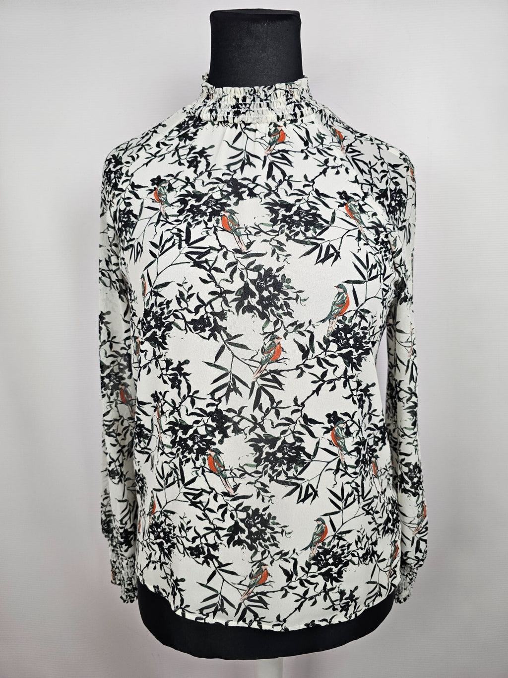 EK5430 Damen Bluse von Yessica C&A, weiß mit grün-rotem Muster, Gr.380