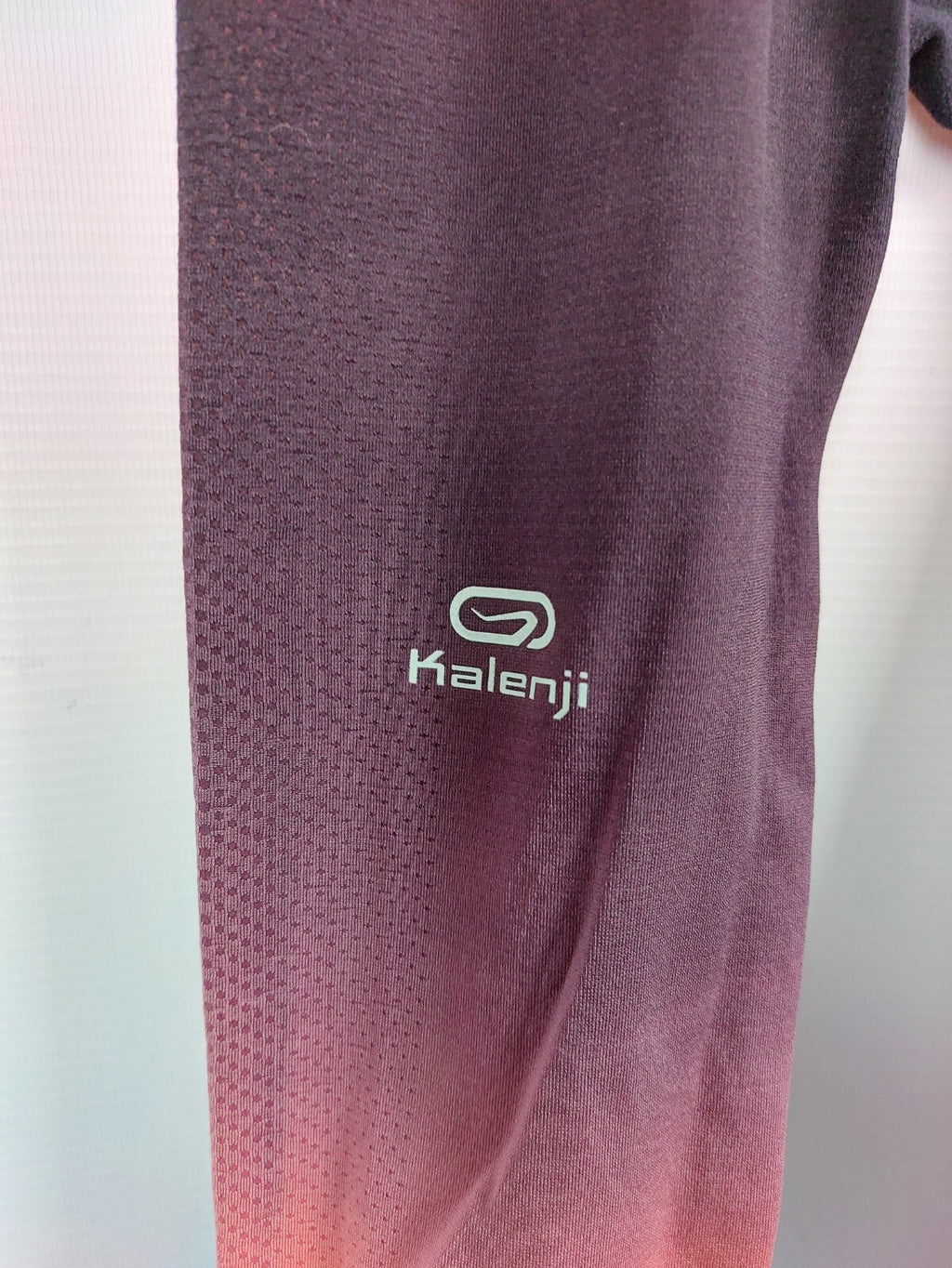 EK4455 Mädchen Sportleggins von Kalenji, lila-rosa, Gr.104 (nach Größentabelle)1