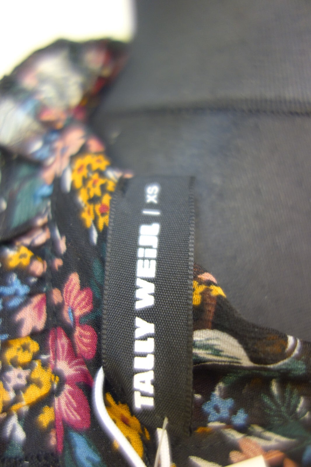 EK3002 Damen Bluse von Tally Weijl, geblümt, Gr. XS4