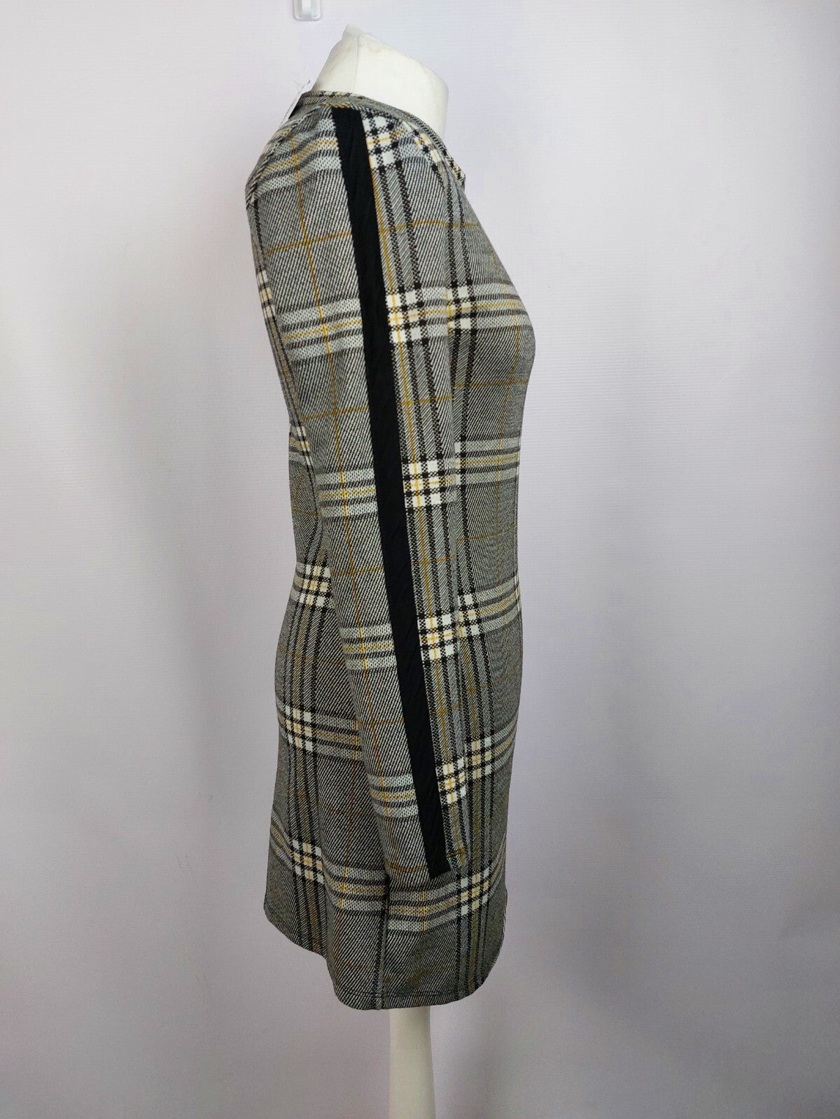 EK4719 Damen Kleid von Bershka, schwarz/weiß/gelb, Gr. M5