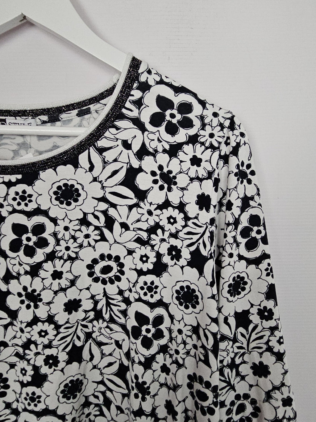 EK9536 Damen Bluse von MD Style, Schwarz/Weiß, Gr. 421
