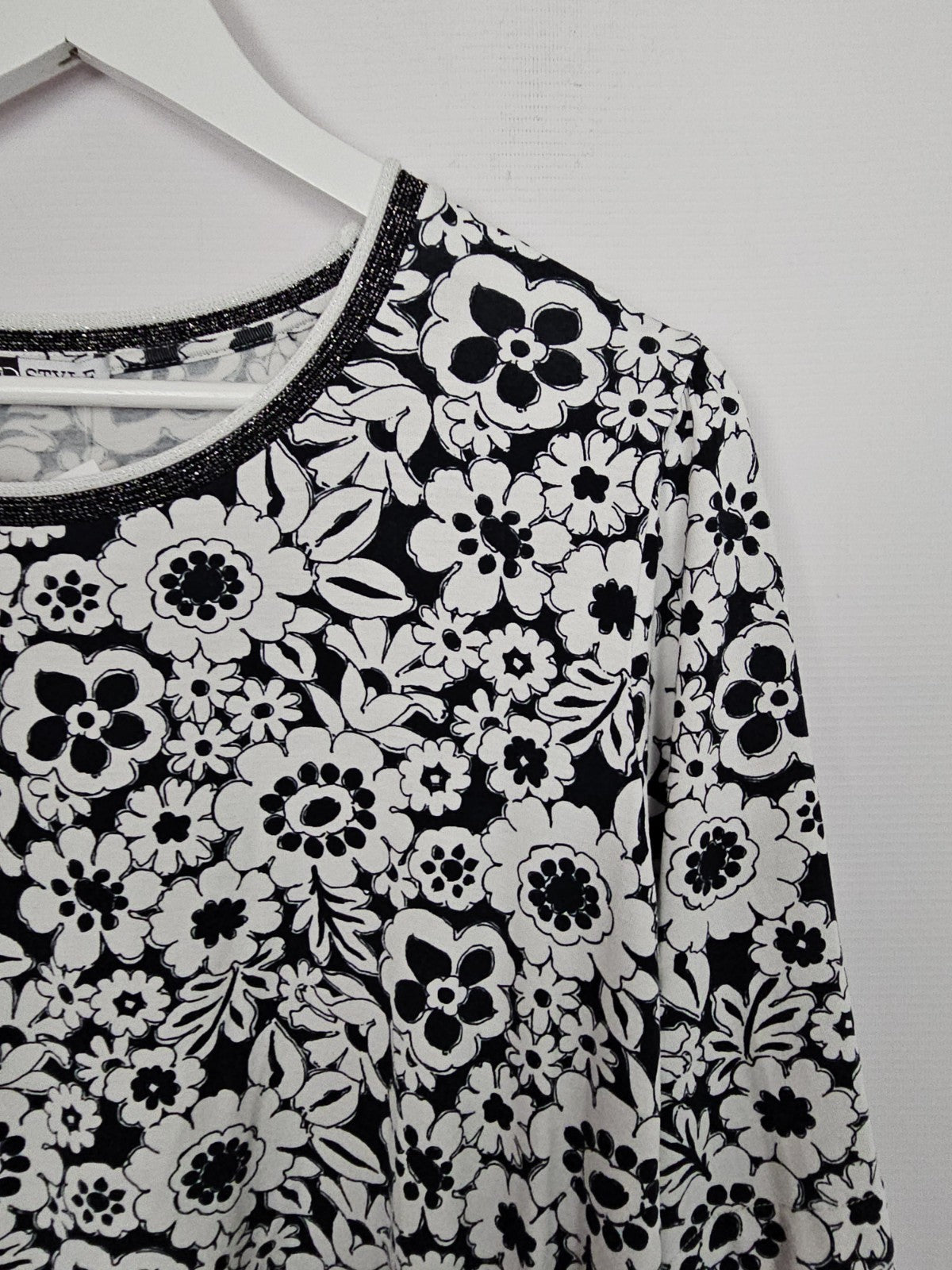EK9536 Damen Bluse von MD Style, Schwarz/Weiß, Gr. 421