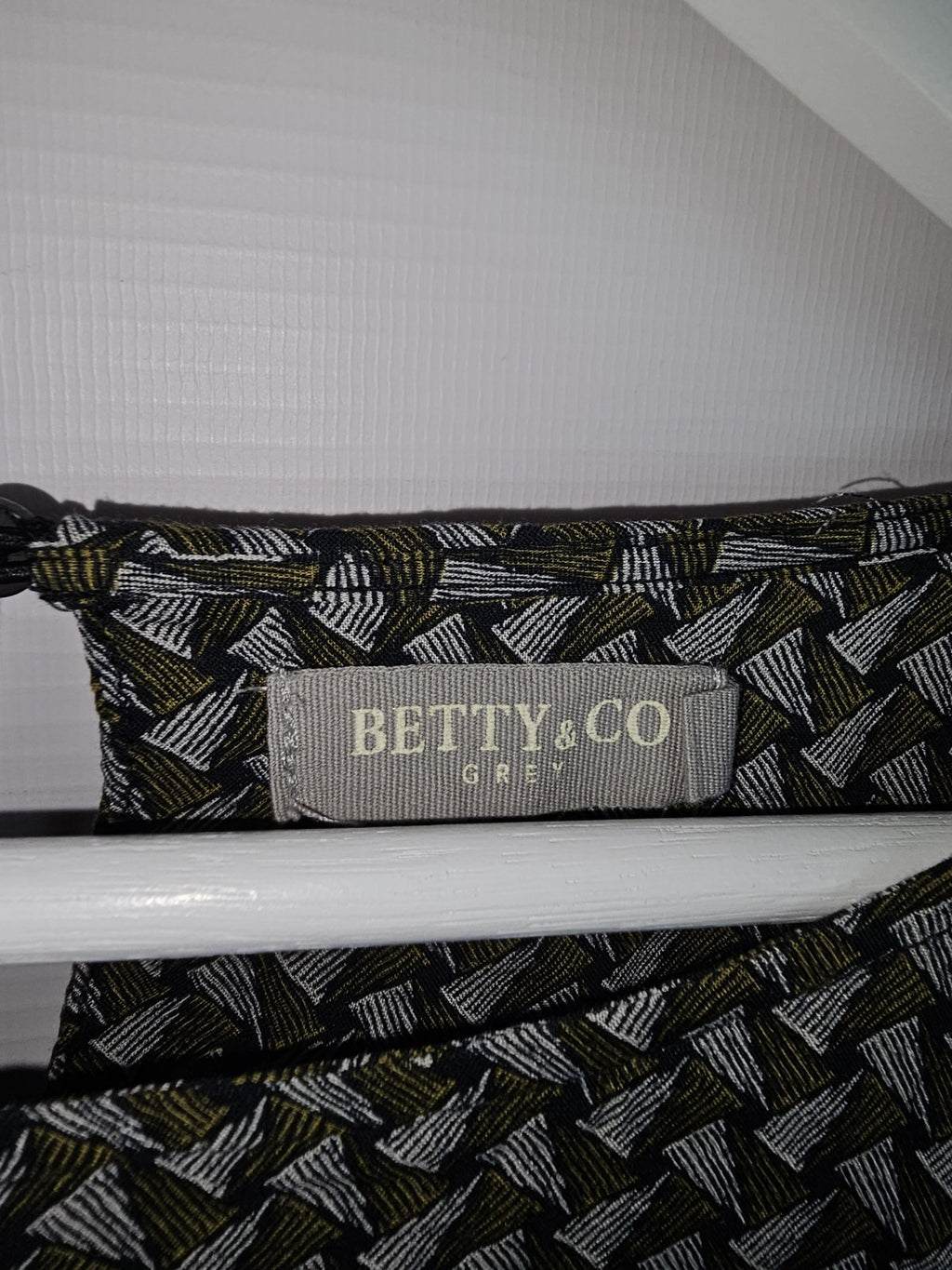 EK1748 Damen Bluse von Betty&Co, Grün/Grau, Gr. 381