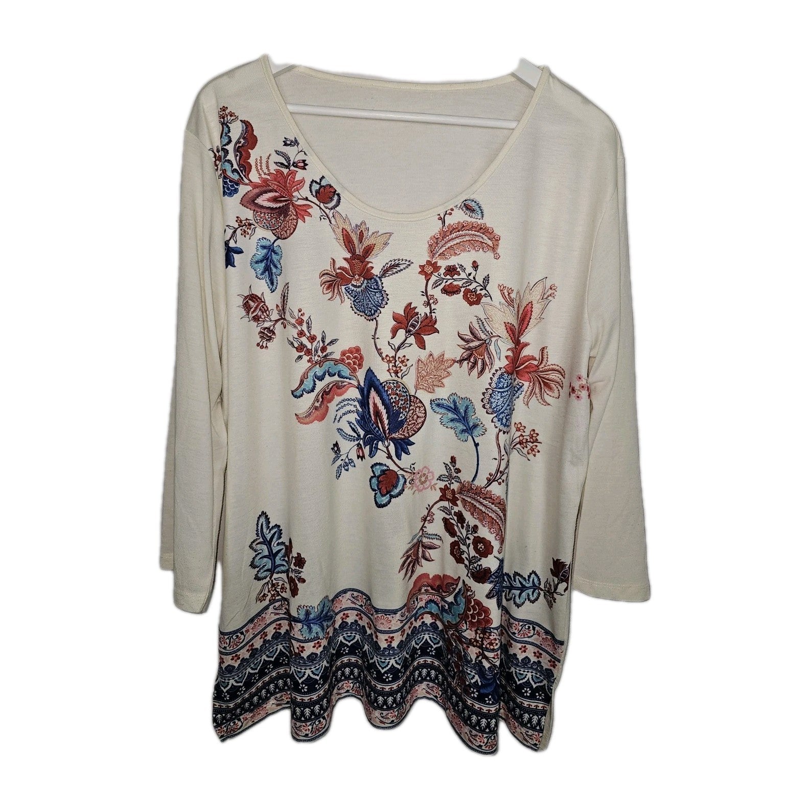 EK10309 Damen Shirt, weiß mit Blumenmuster, Gr.52/540