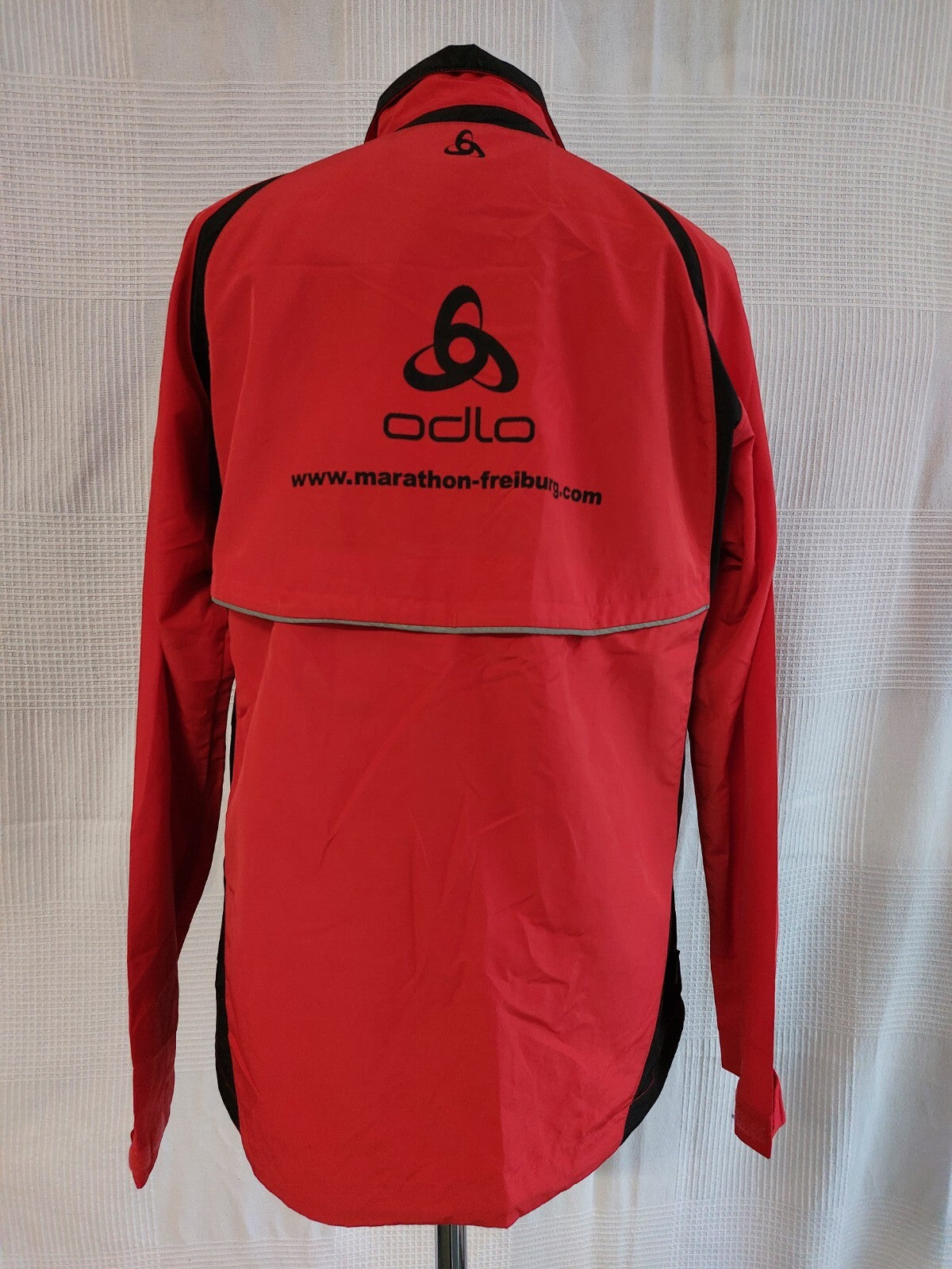 EK0876 Dmane Jacke von odlo, rot, Gr. M5