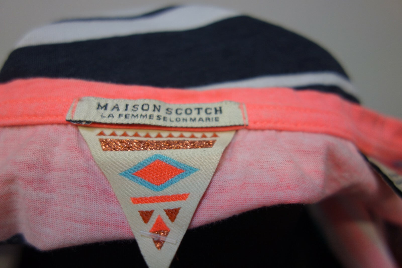 EK0629 Damen T-Shirt von Maison Scotch, getsreift, Gr. 15