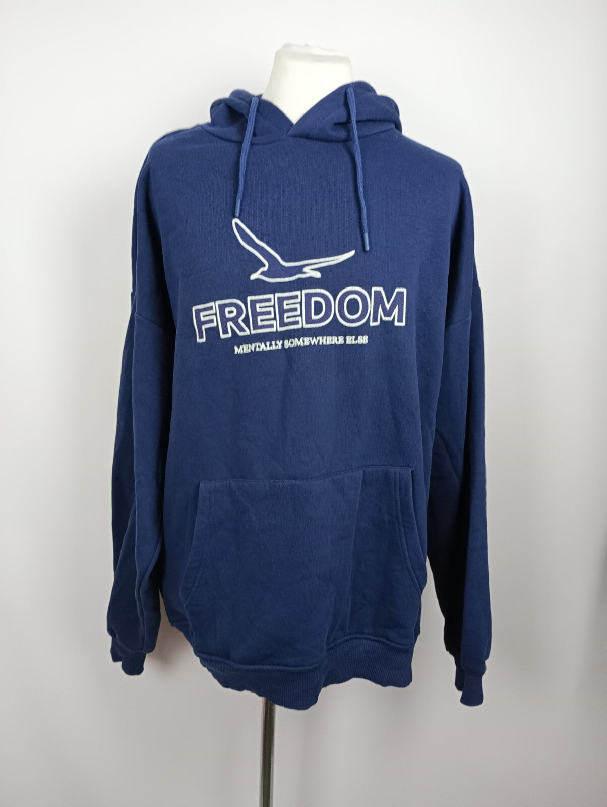EK5238 Blauer Hoodie für Herren von Trendyol, Gr. 2XL0