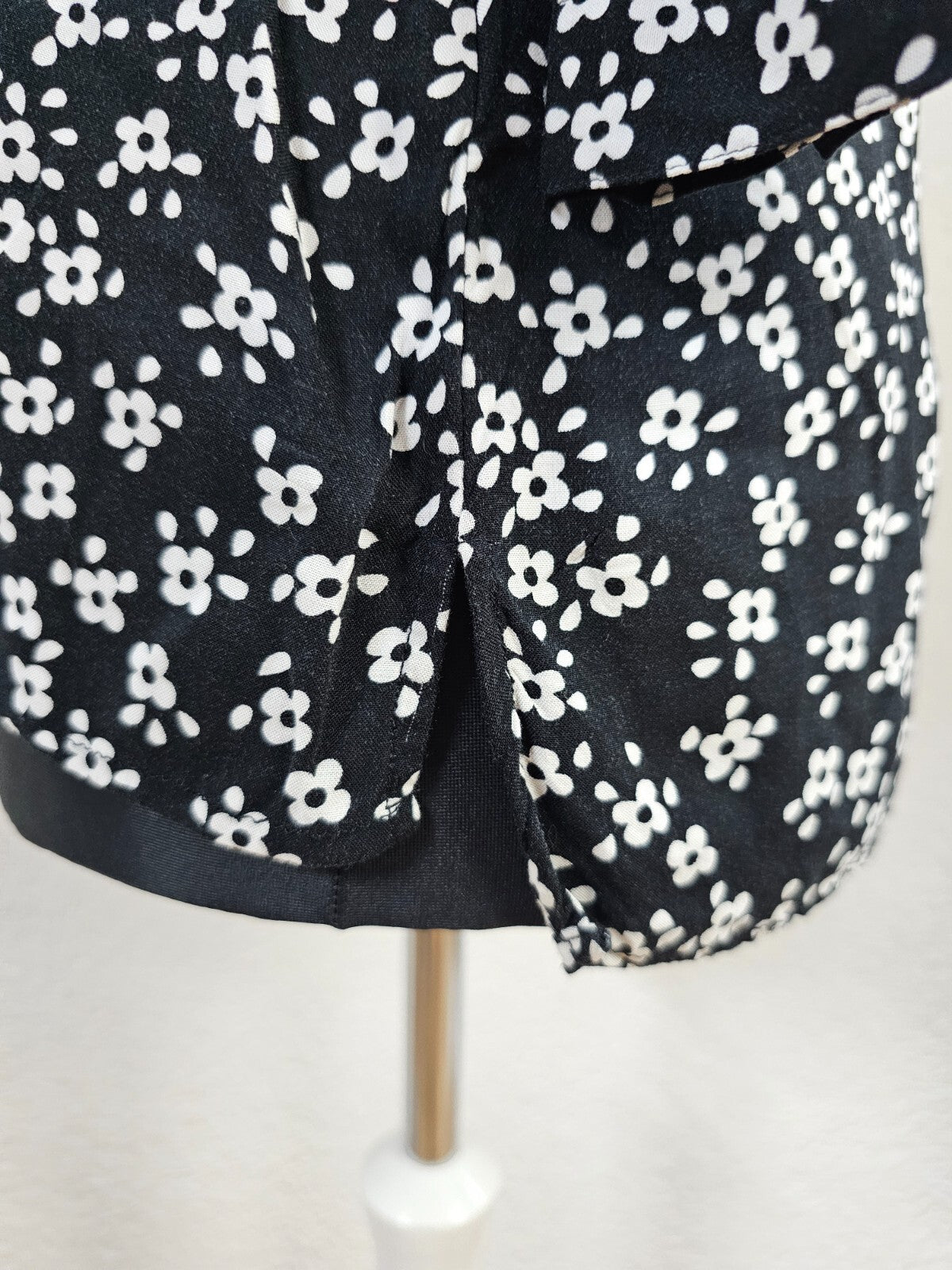 EK5961 Damen Bluse von Bexleys, schwarz, weiße Blumen, Gr. 422