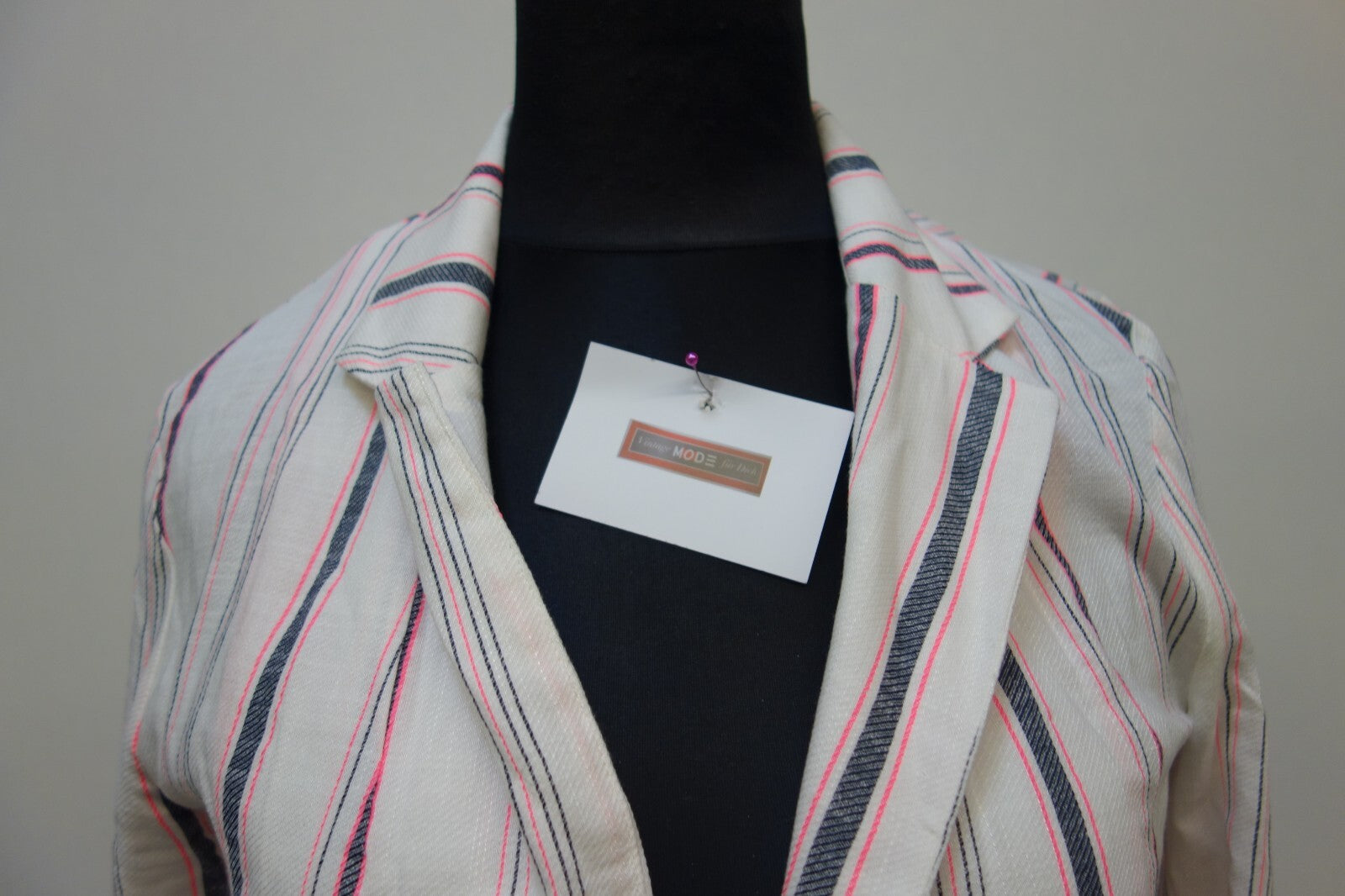 EK3265 Damen Cardigan von Bershka, gestreift, gr. L1