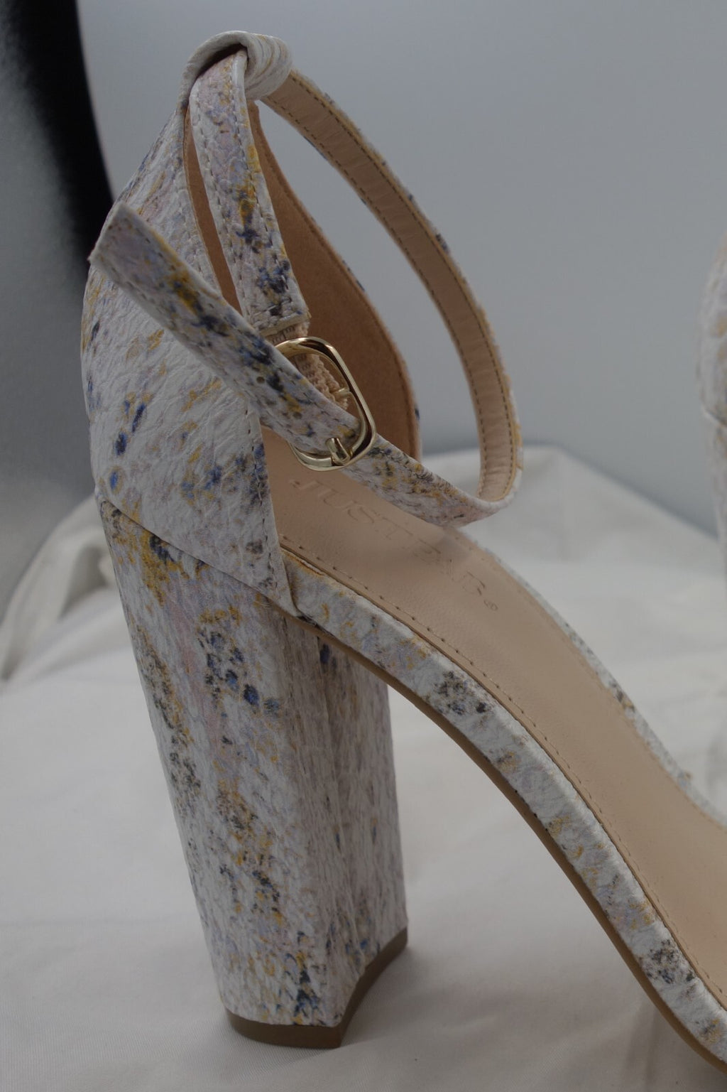 ES0516 Sandalen von Justfab Gr. 38,53