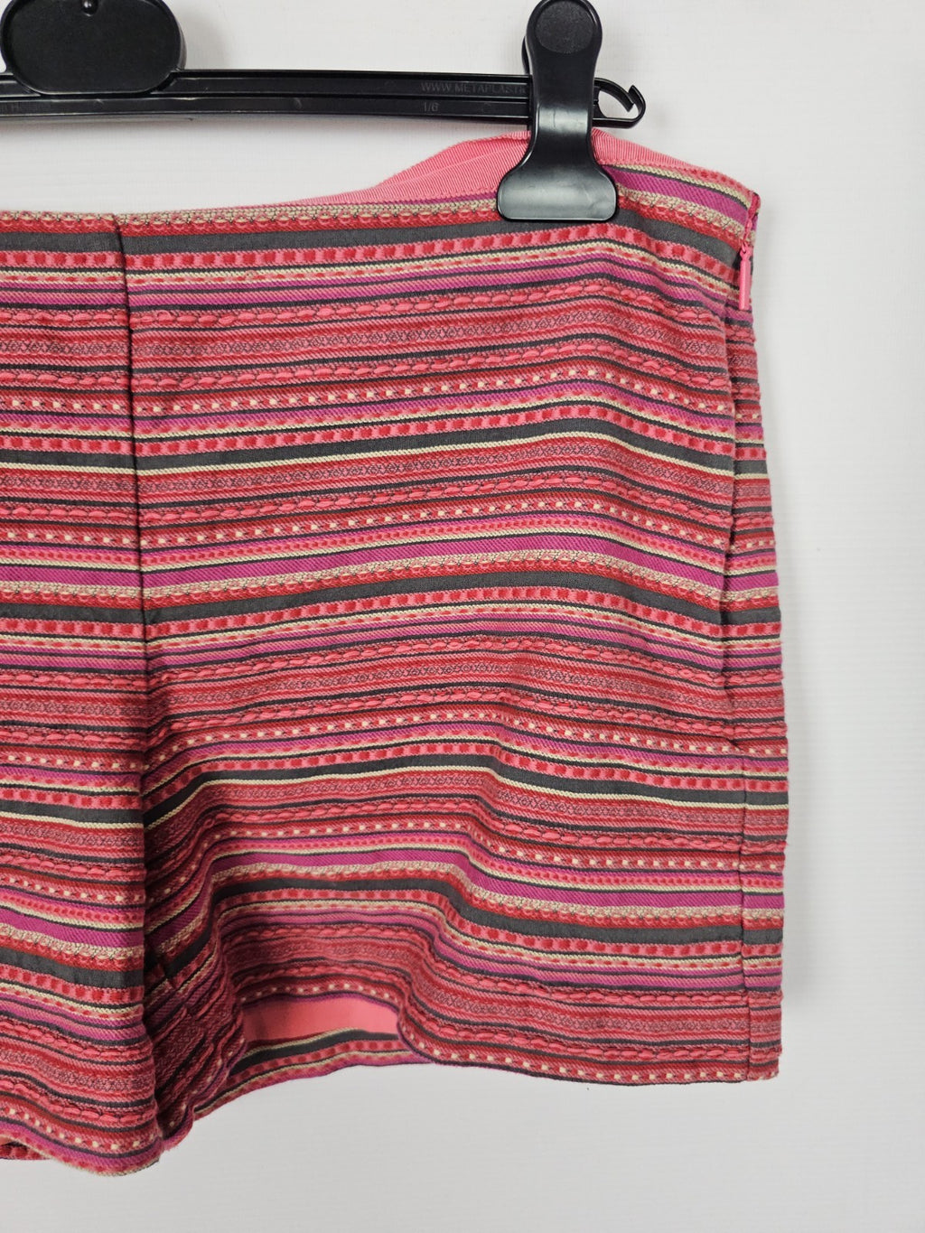 EK742 Damen Shorts von Armani Exchance, Rosa, Gr. 141