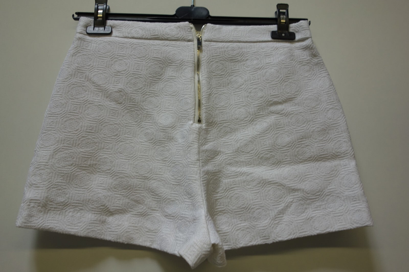 EK2060 Damen Shorts von Mohito, weiß, Gr. 384
