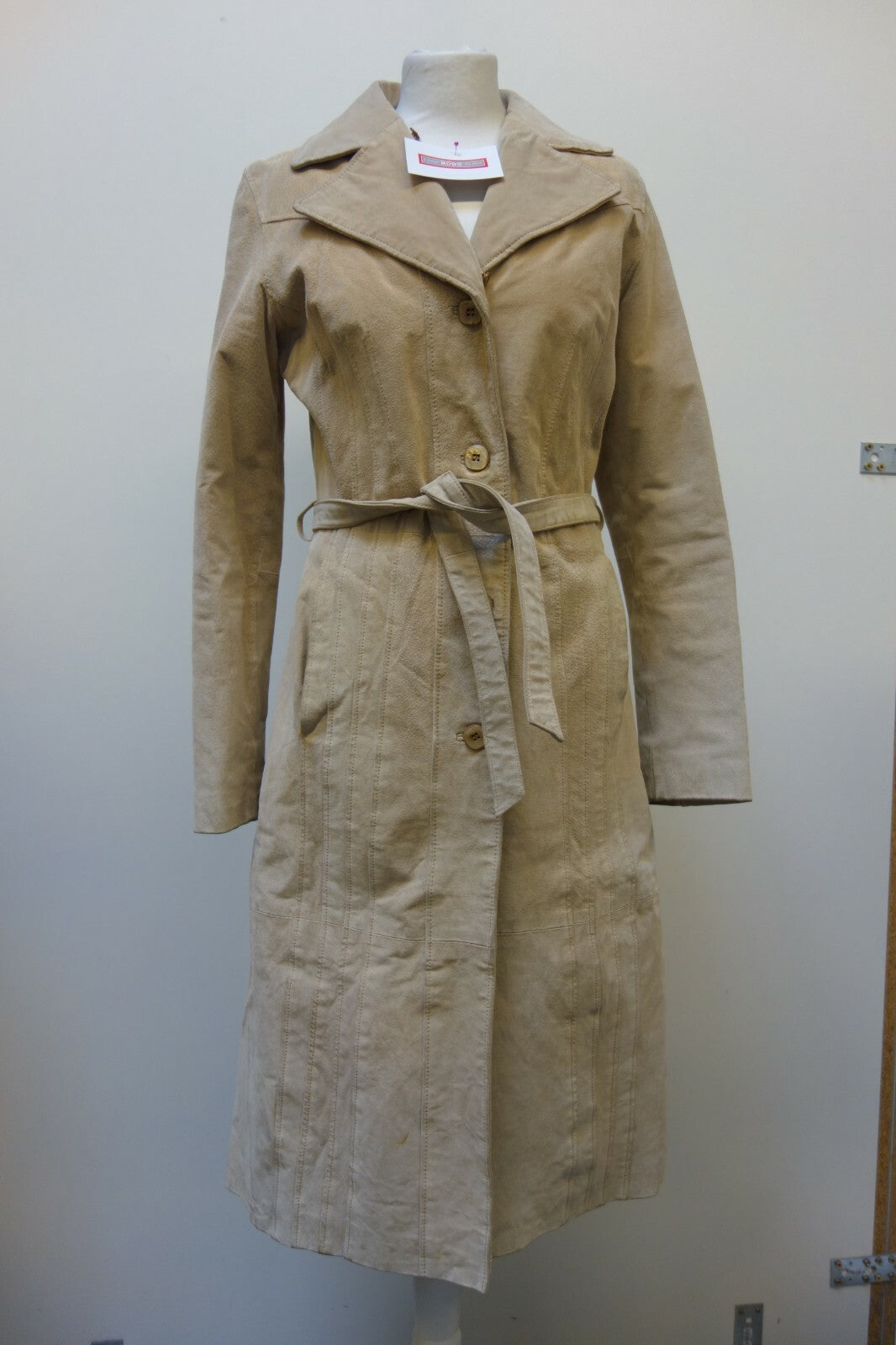 EK0998 Damen Mantel von Bershka, hellbraun, Gr. M0