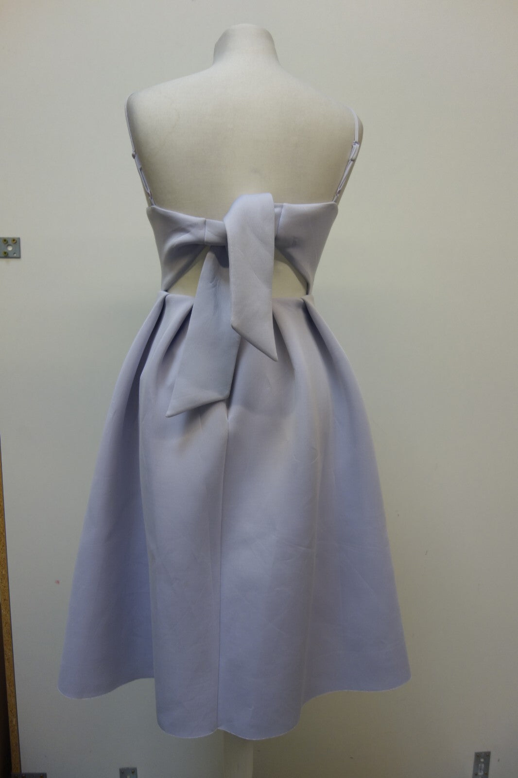 EK2496 Damen Kleid von ASOS, Gr.343