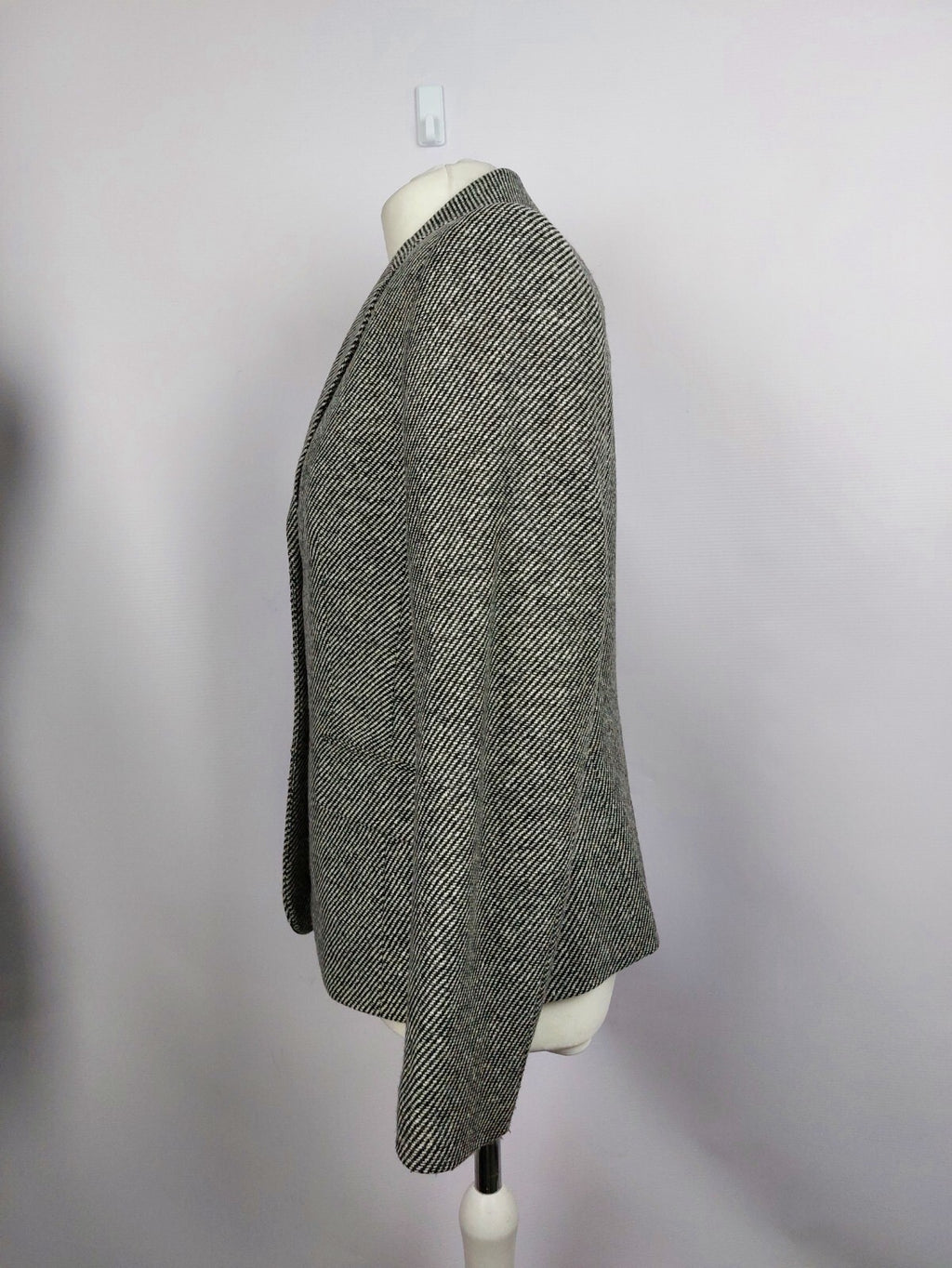 EK3371 Damen Blazer von Jake´s, schwarz/weiß, Gr. 404