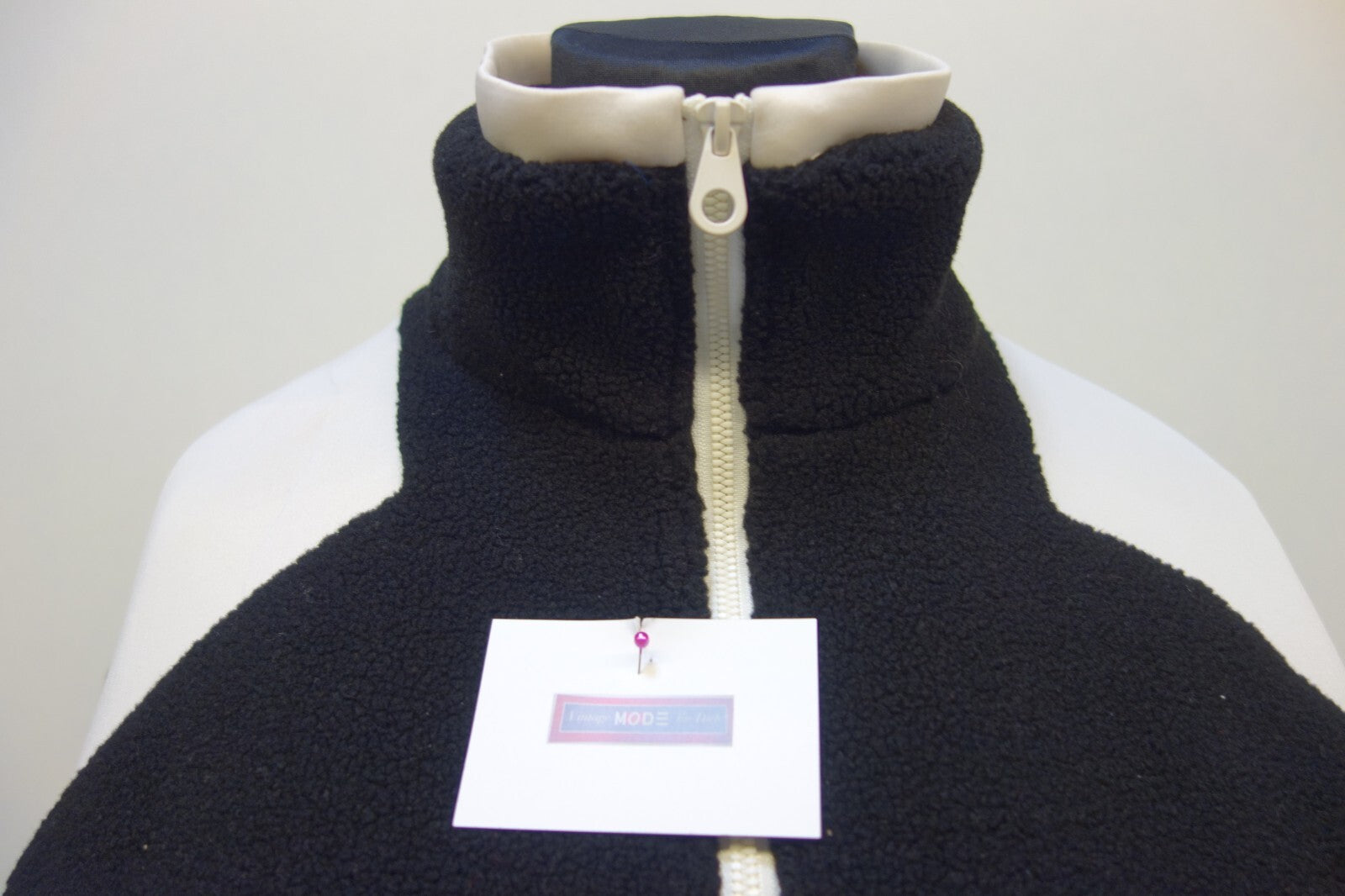 EK2445 Damen Jacke von Zara, Gr. XS1