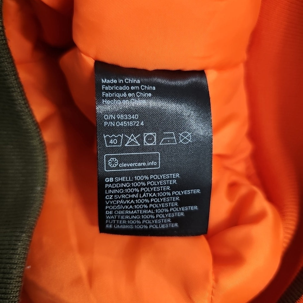 EK7946 Mädchen Jacke von H&M, grün, Gr.365