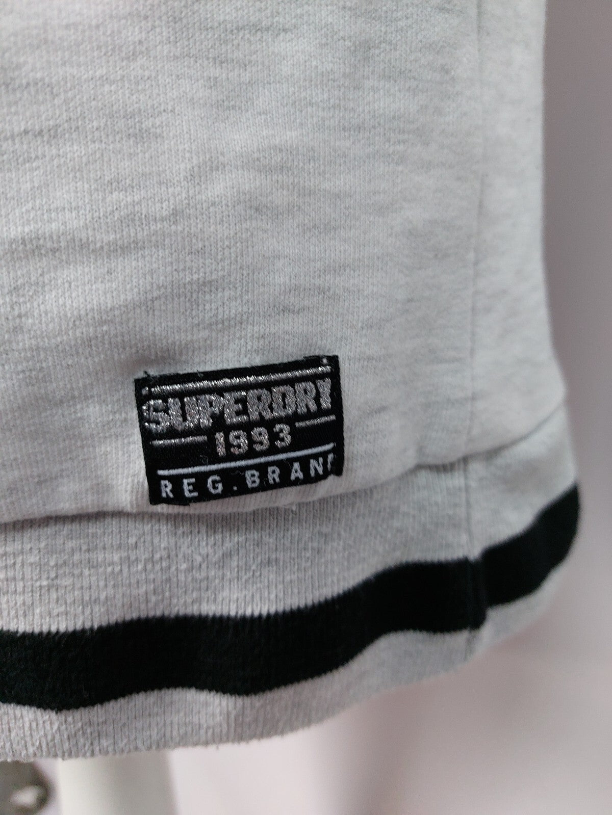 EK4802 Damen Pullover von Superdry, grau, Gr. 365