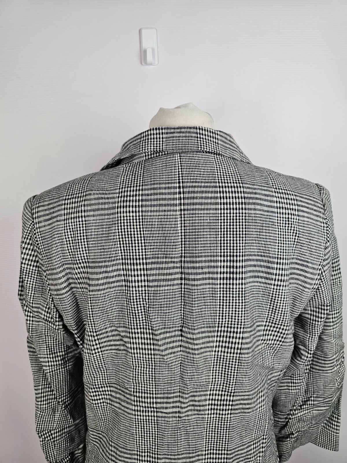 EK0752 Damen Blazer von Hallhuber, schwarz/weiß kariert, Gr. 386