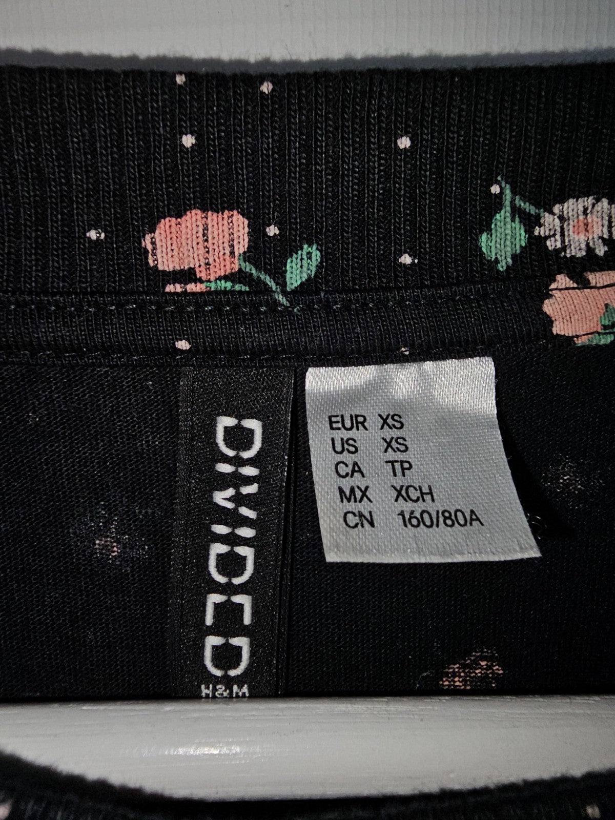 EK10266 Damen Kleid von Divided H&M, schwarz mit Blumenmuster, Gr.XS2