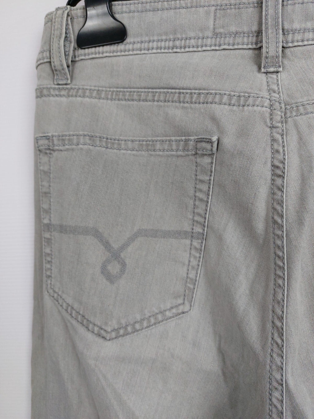 EK4553 Graue Jeans für Herren von Pierre Cardin, Gr. 424