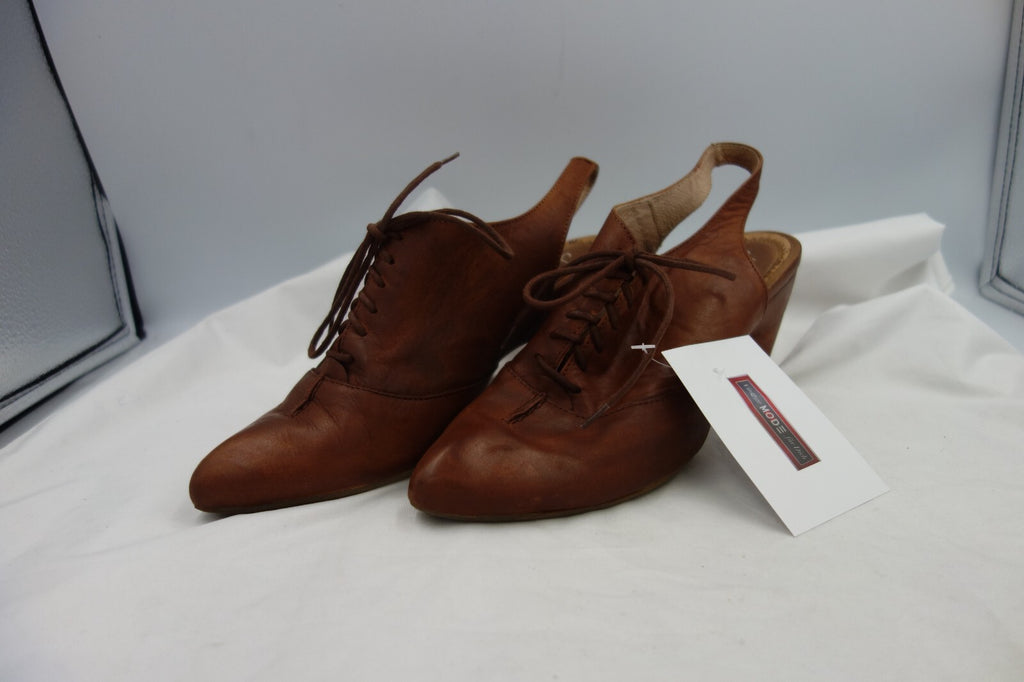 ES547 Braune Lederschuhe in Größe 380