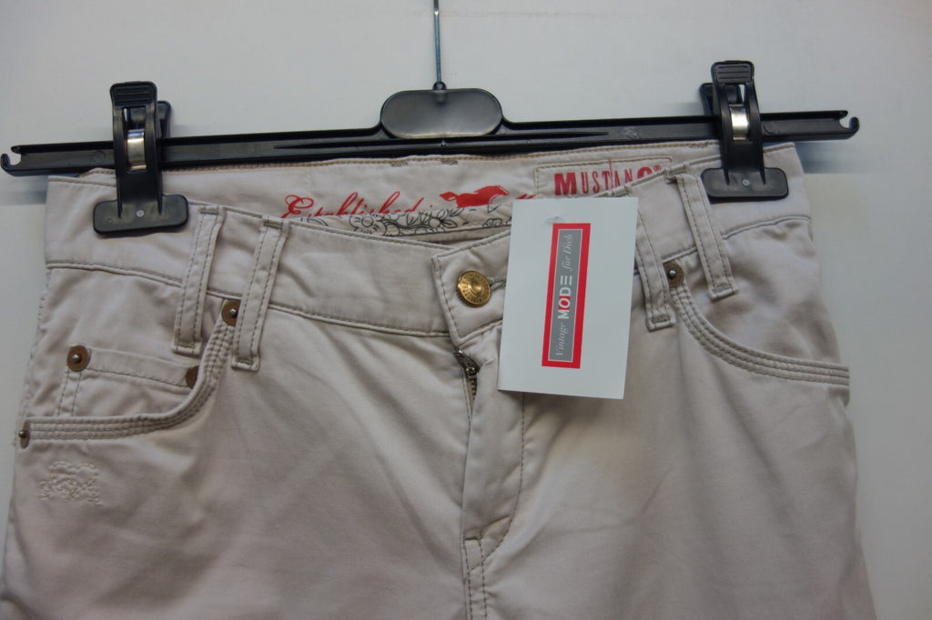 EK2427 Damen Hose von Mustang, hellgrau, Gr. 27/321