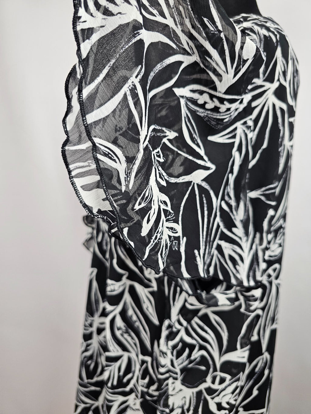 EK5694 Damen Kleid von m.collection, schwarz/weiß, Gr. 295