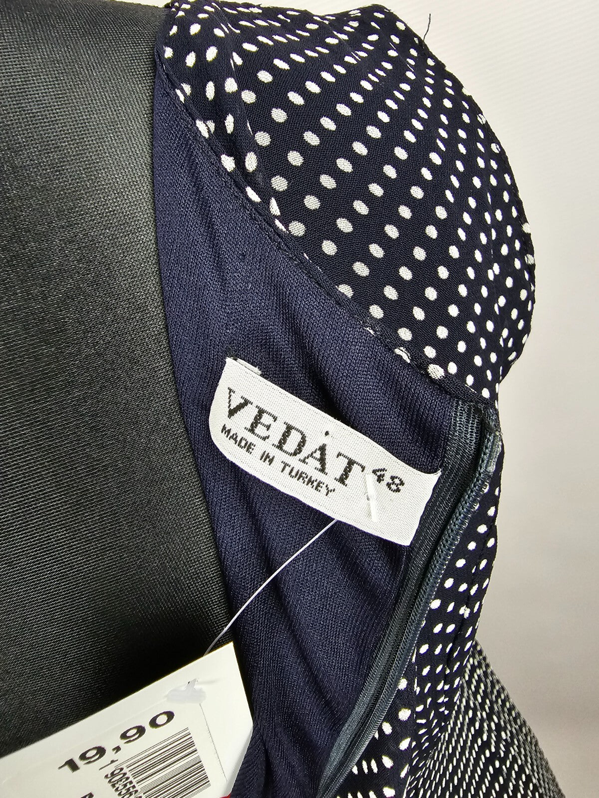 EK5345 Gepunktetes Kleid von Vedat für Damen, Gr. 488