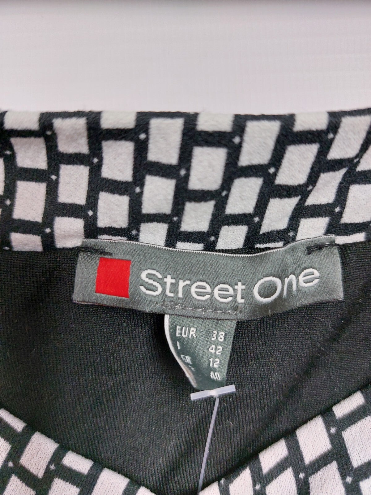 EK4840 Damen Rock von Street One, weiß/schwarz, Gr. 383