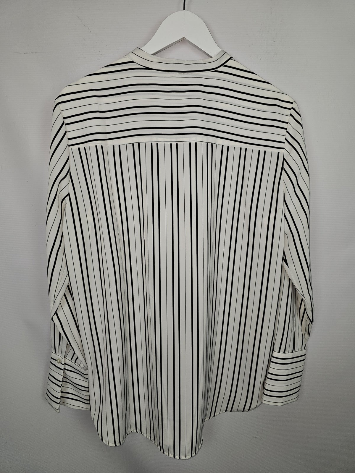 EK8059 Damen Bluse von H&M, weiß-schwarz, Gr.442