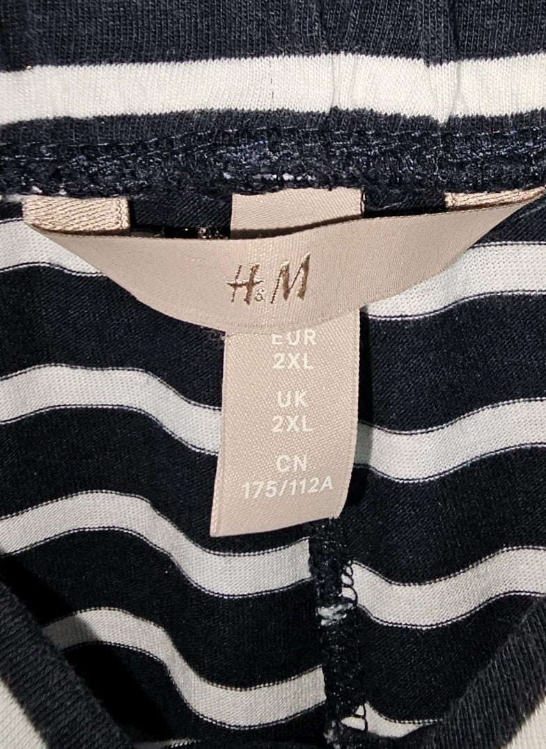 EK10047 Damen Shorts von H&M, schwarz-weiß, Gr.2XL2